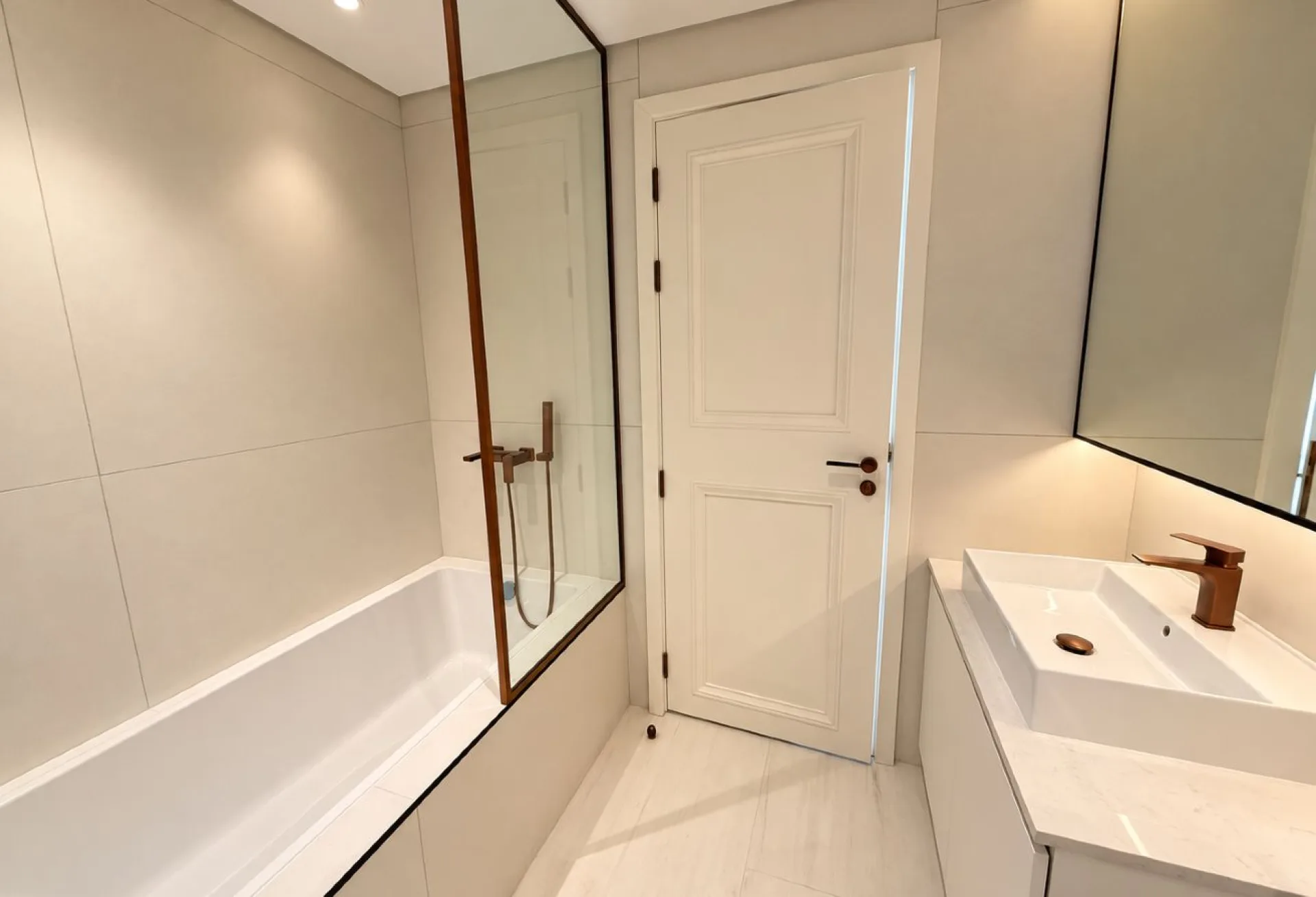 PENTHOUSE RARE DANS UNE TOUR LUXUEUSE NEUVE À BUSINESS BAY | 4 426,44 PI² – Appartement Dubai (13/24)