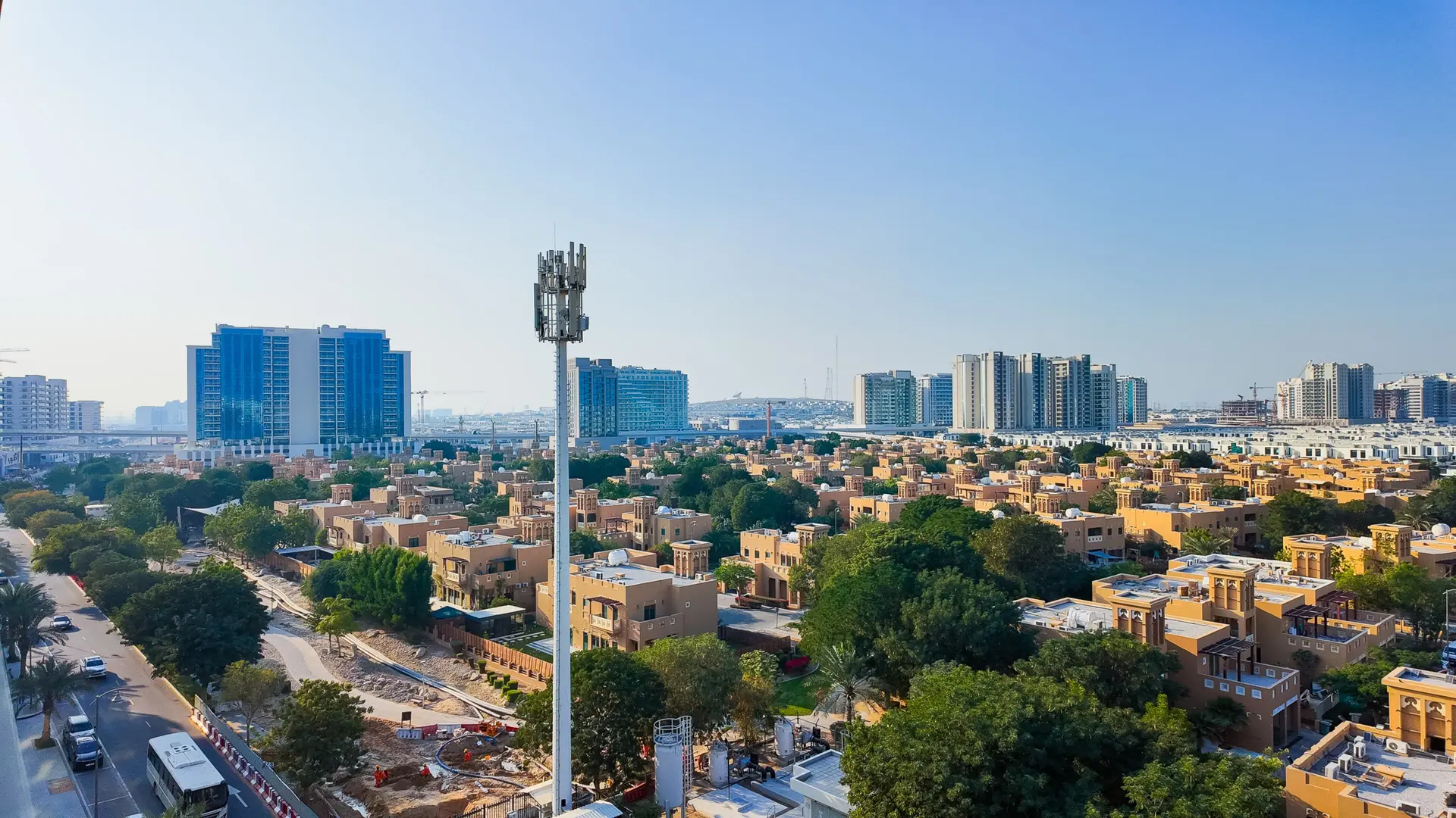 85462-DJI_20250130161712_0370_D-min MEILLEUR AGENCEMENT | MEUBLÉ ET VOT | VUE COMMUNAUTAIRE – Appartement Dubai (30/30)