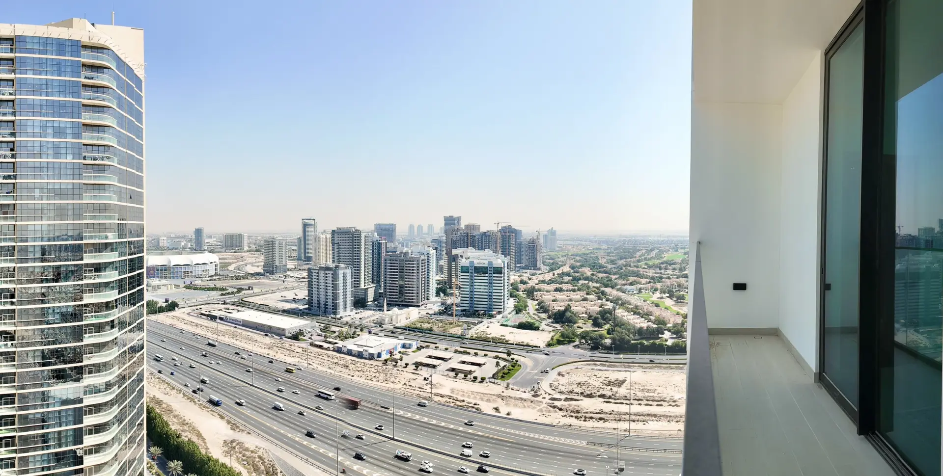 MODERNE & NEUF | MEUBLÉ | DERNIER ÉTAGE – Appartement Dubai (19/30)