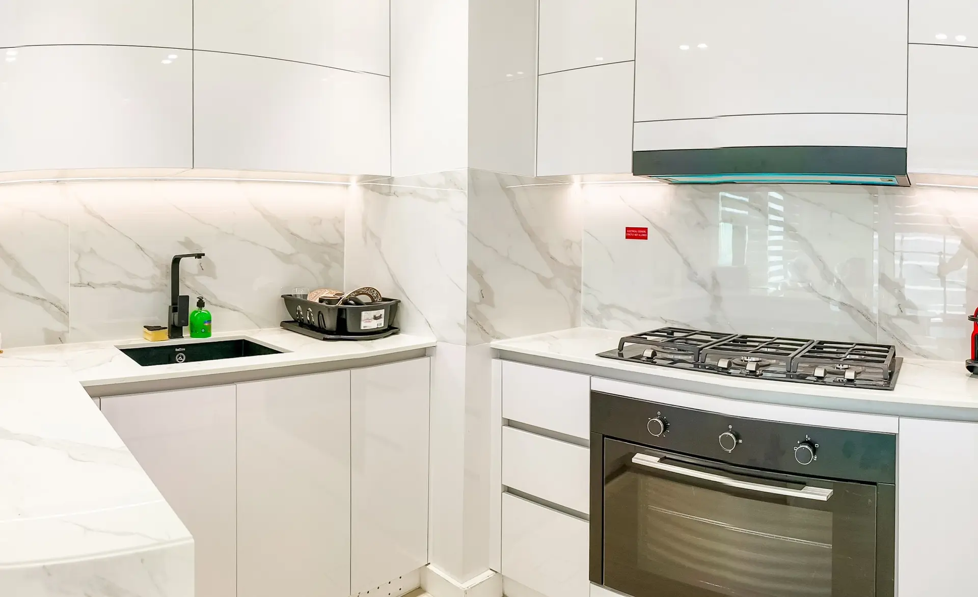 MODERNE & NEUF | MEUBLÉ | DERNIER ÉTAGE – Appartement Dubai (9/30)