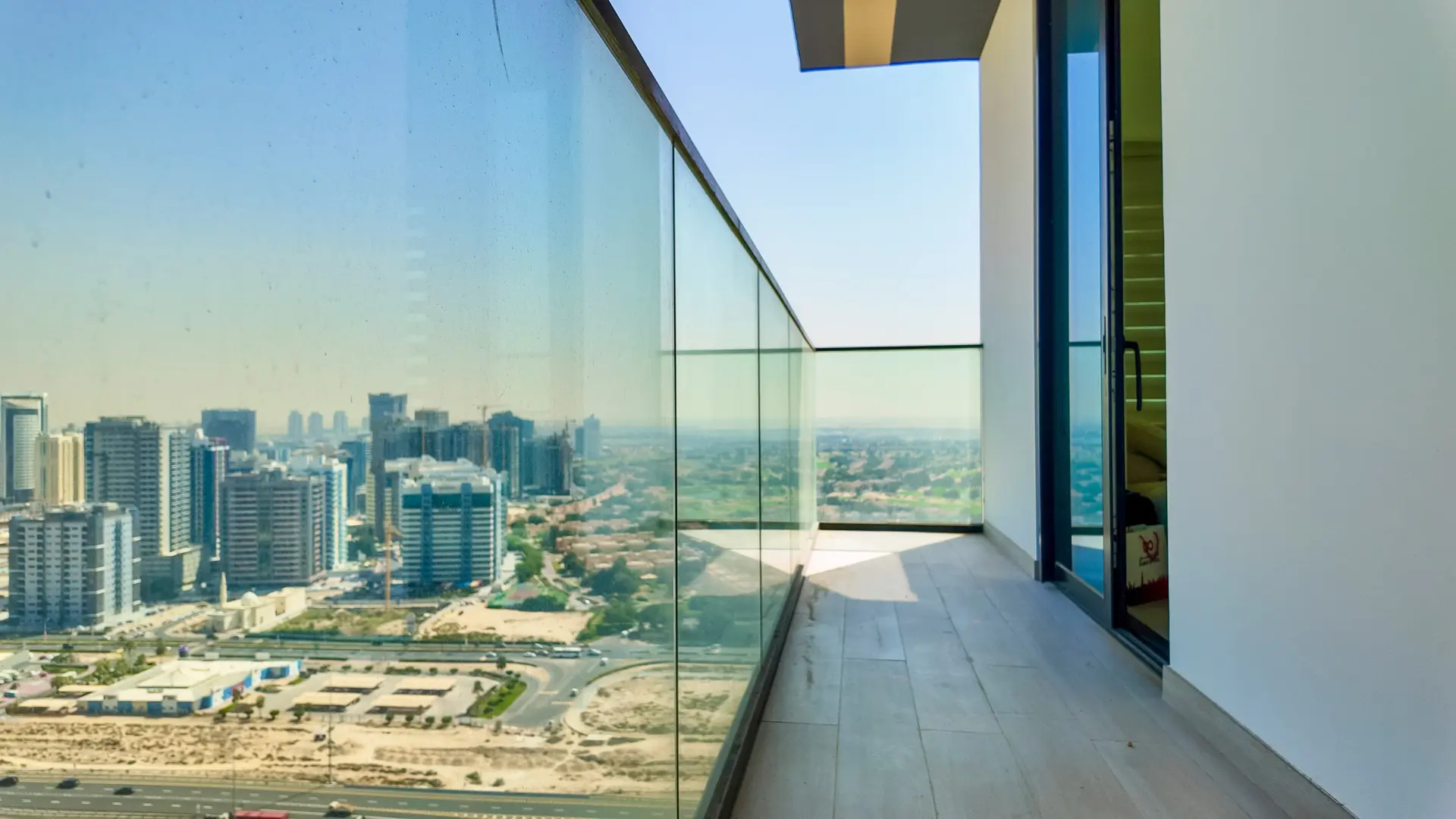 MODERNE & NEUF | MEUBLÉ | DERNIER ÉTAGE – Appartement Dubai (20/30)