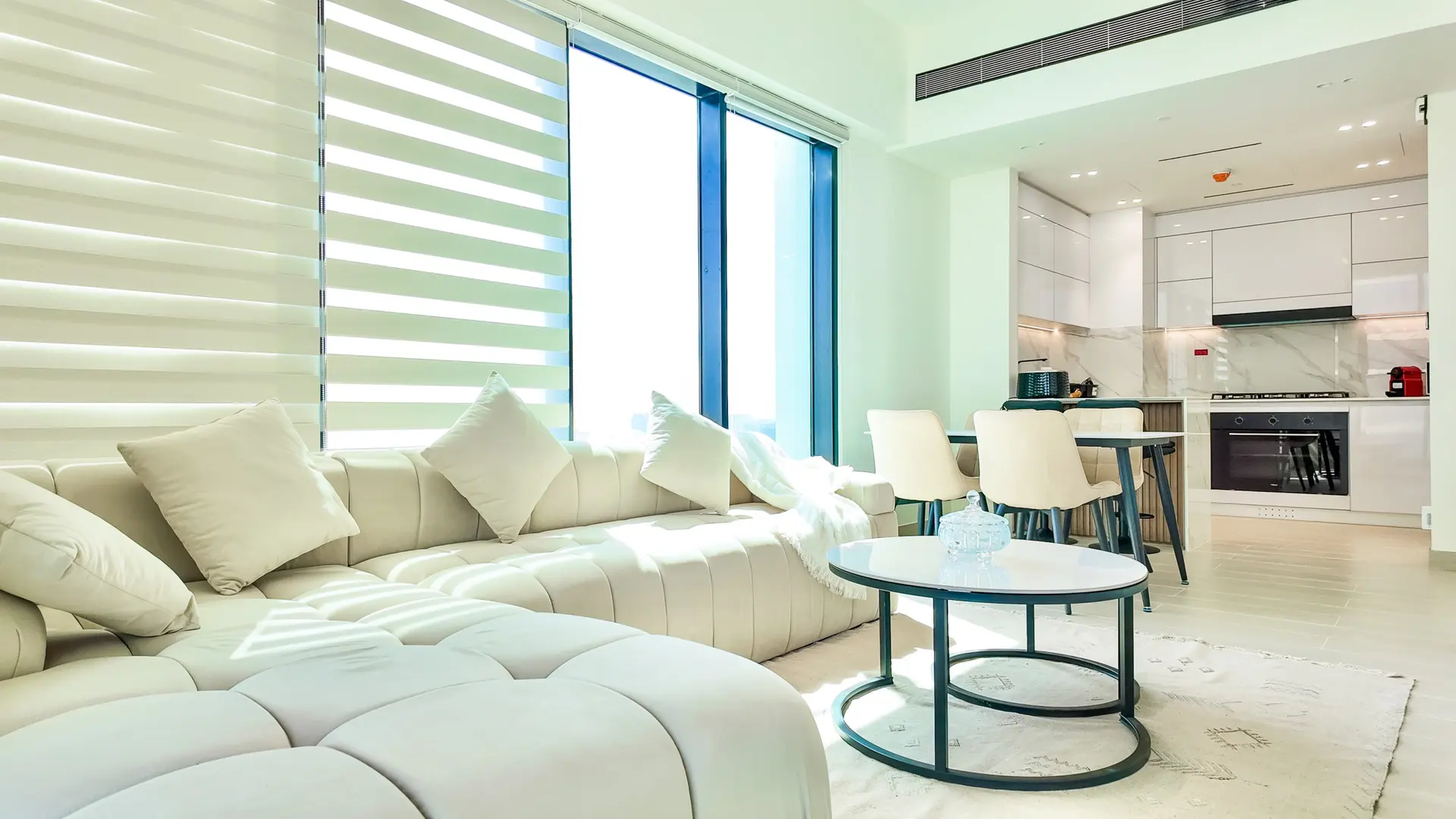 MODERNE & NEUF | MEUBLÉ | DERNIER ÉTAGE – Appartement Dubai (3/30)