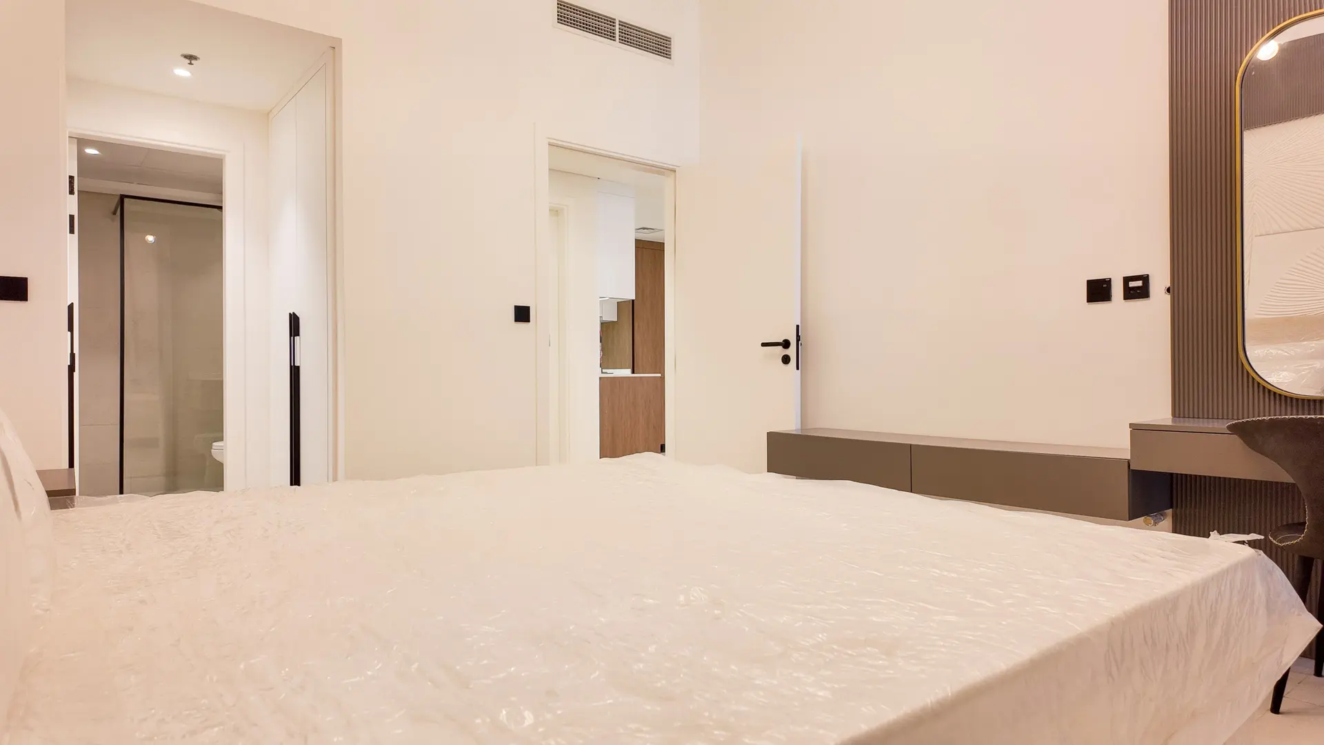 AGENCEMENT SPACIEUX | NEUF | MEUBLÉ – Appartement Dubai (22/30)