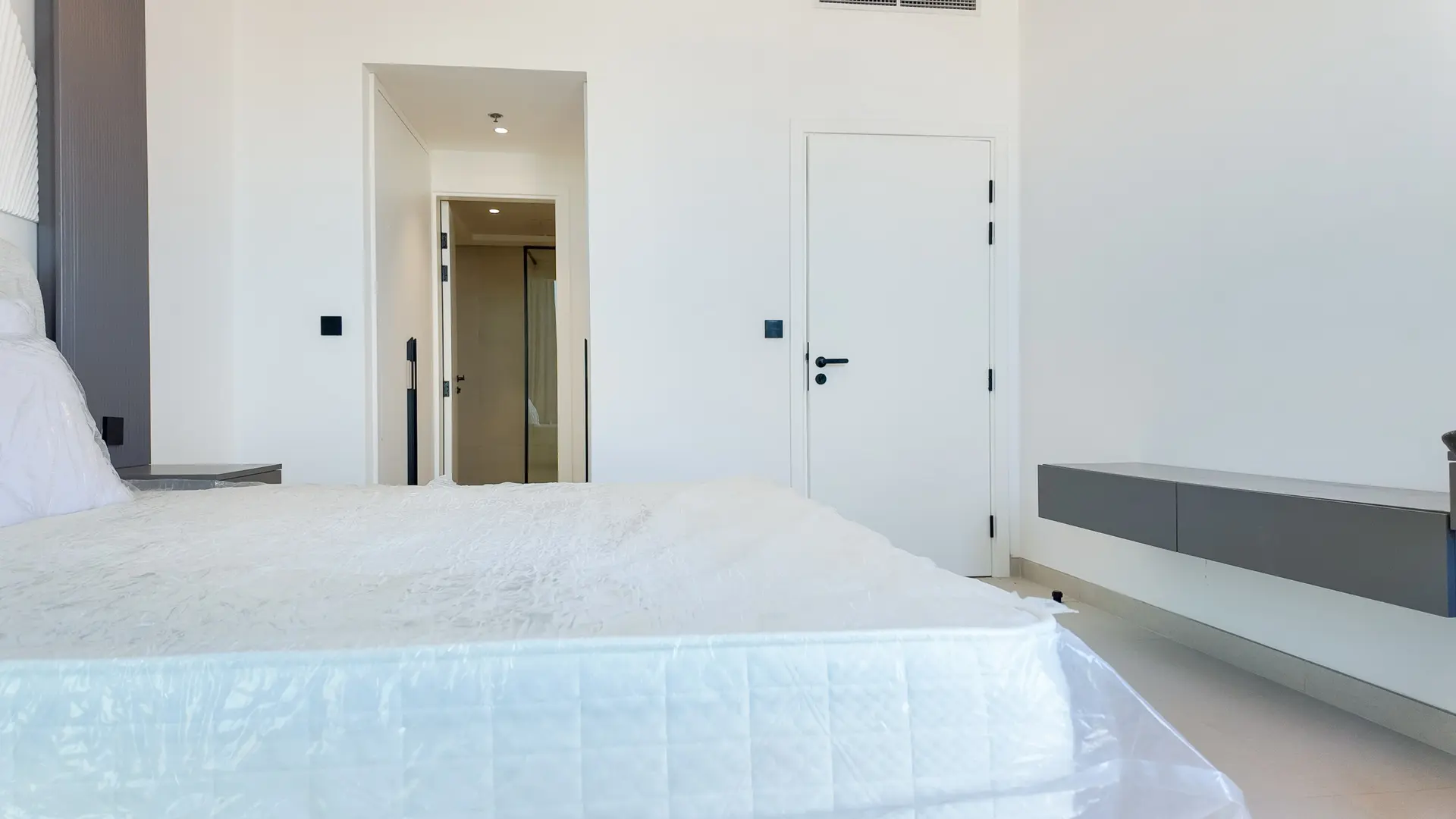 AGENCEMENT SPACIEUX | NEUF | MEUBLÉ – Appartement Dubai (23/30)