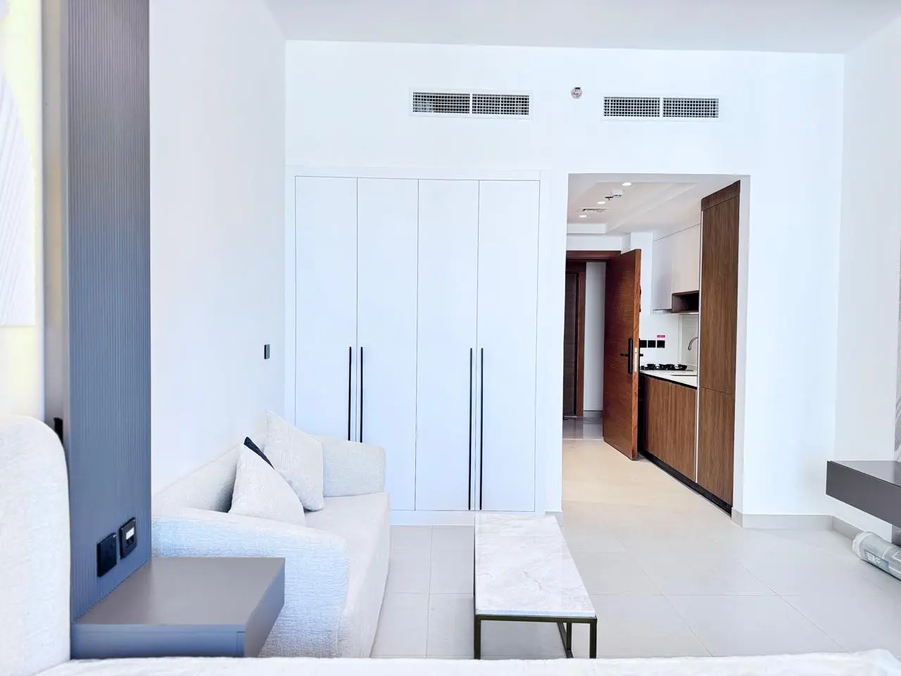 MAISON INTELLIGENTE ÉLÉGANTE | VUE SUR LA PISCINE | STUDIO MEUBLÉ MAISON INTELLIGENTE ÉLÉGANTE | VUE SUR LA PISCINE | STUDIO MEUBLÉ – Appartement Dubai (1/21)