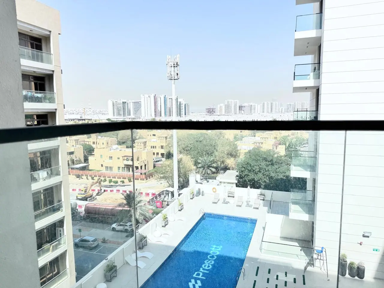 86656-IMG-20250222-WA0020 MAISON INTELLIGENTE ÉLÉGANTE | VUE SUR LA PISCINE | STUDIO MEUBLÉ – Appartement Dubai (13/21)