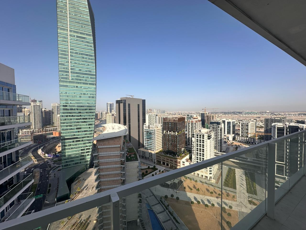 89930-WhatsApp-Image-2025-04-21-at-00.24.30