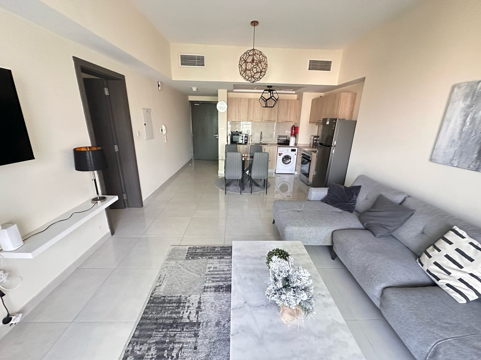 89938-WhatsApp-Image-2025-04-21-at-00.24.33