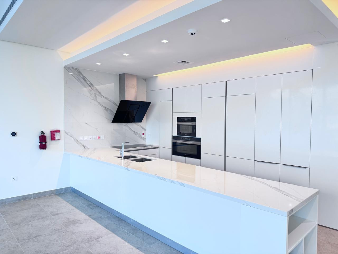 90066-Full-Kitchen-2