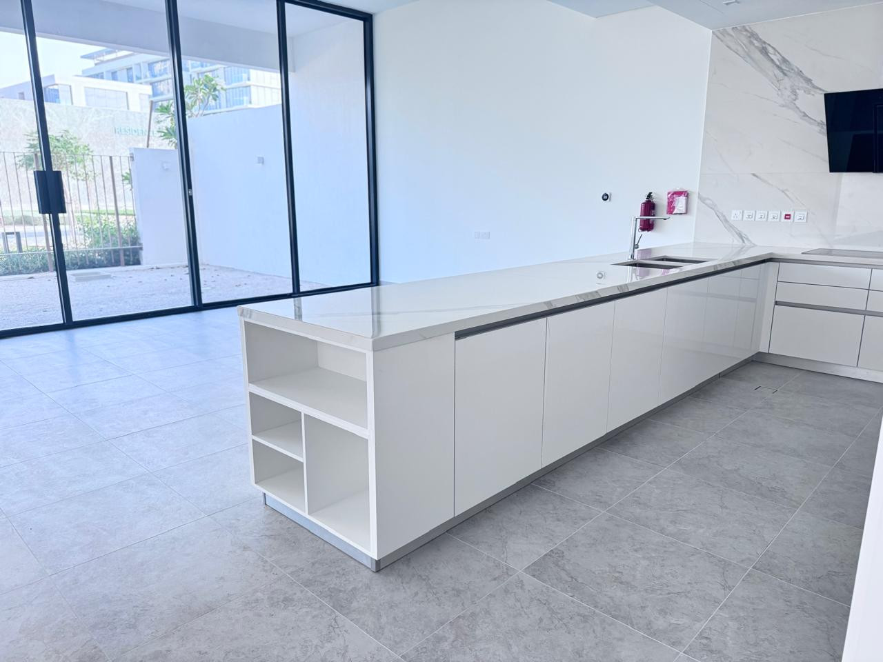 90071-Partial-Kitchen