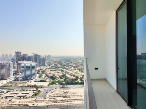 Neuf | Meublé | Étage Élevé & Vue Imprenable Appartement Dubai 3 - Dubai Immobilier 90465 dji mimo 20250211 125114 20250211125114 1739265903246 photo min - Immobilier Dubai