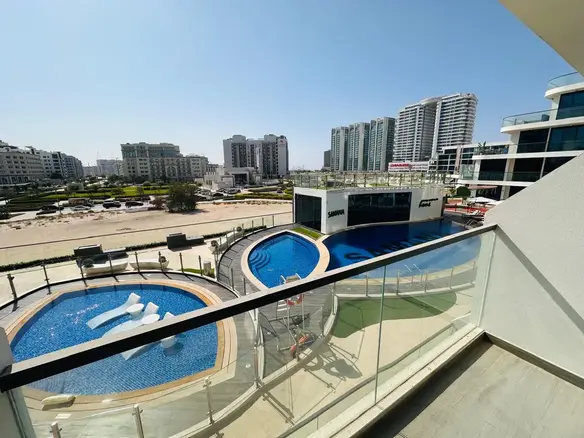 Studio exclusif | Vue sur la piscine | Prêt à emménager – Appartement Dubai (1/1)