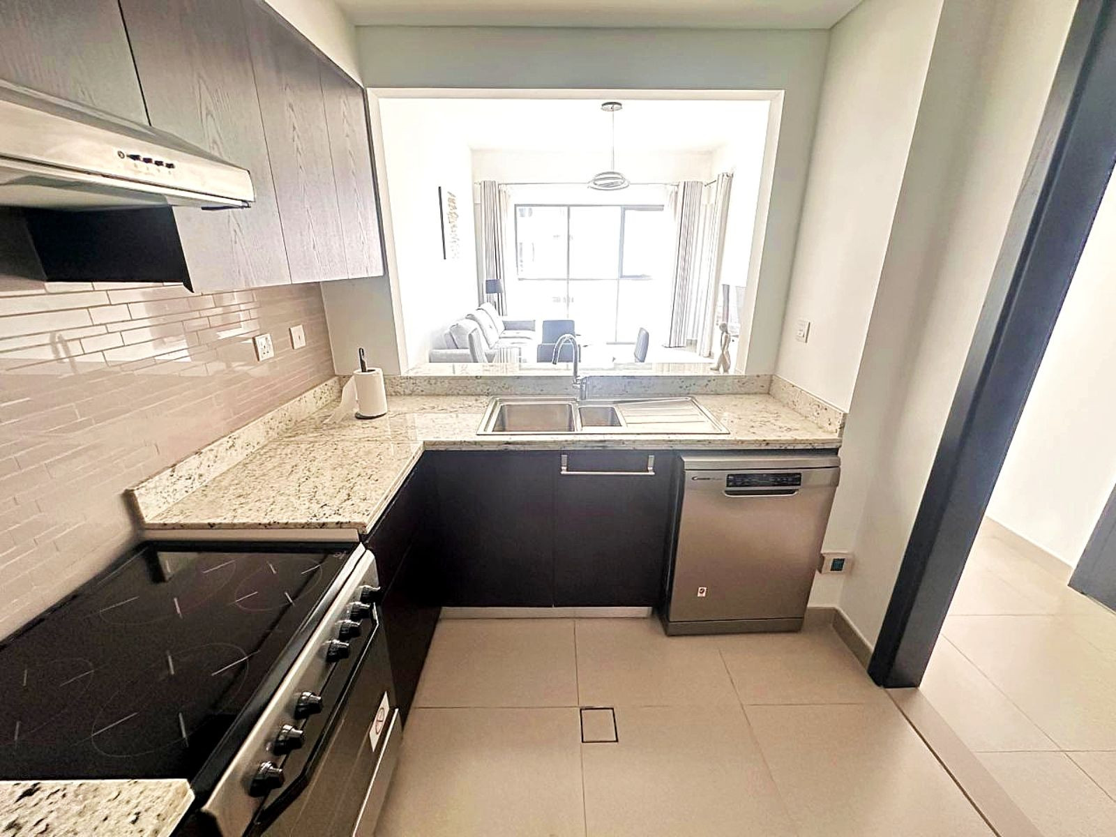 90627-WhatsApp-Image-2025-04-29-at-10.14.53-PM