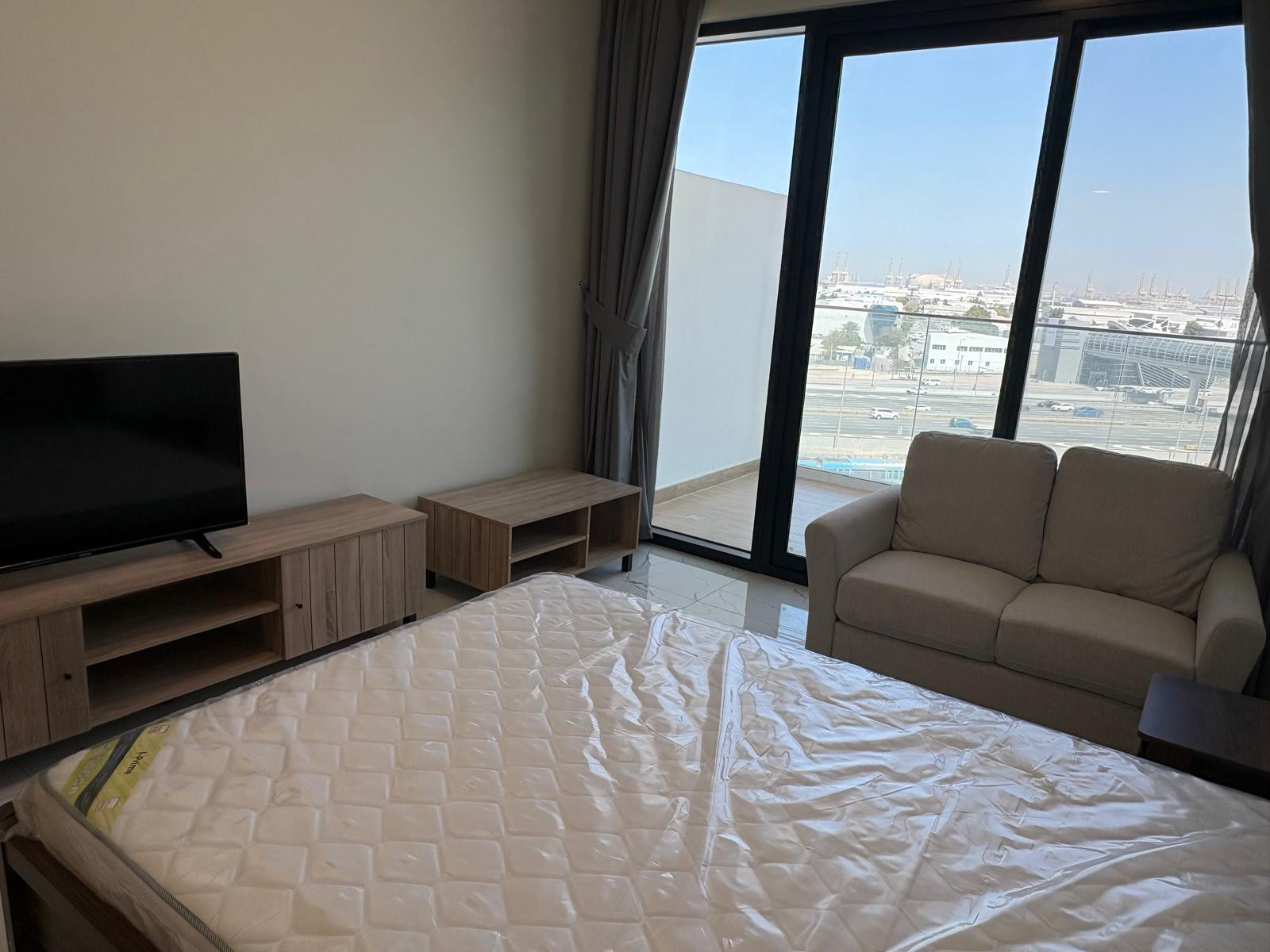 90935-WhatsApp-Image-2025-05-02-at-16.06.48