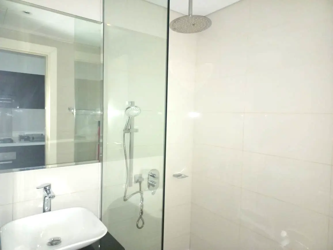 91164-brightness-adjusted-WhatsApp-Image-2025-05-07-at-1.50.49-PM.jpeg VUE IMPRENABLE SUR LA PISCINE | EMPLACEMENT IDÉAL | VIE DE LUXE – Appartement Dubai (11/13)