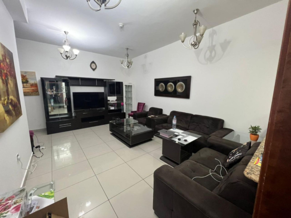 LIBRE 1 CHAMBRE | ÉTAGE ÉLEVÉ | ENTIÈREMENT MEUBLÉ Appartement 5 - Dubai Immobilier 91229 WhatsApp Image 2025 05 08 at 13.49.05 2 - Immobilier Dubai