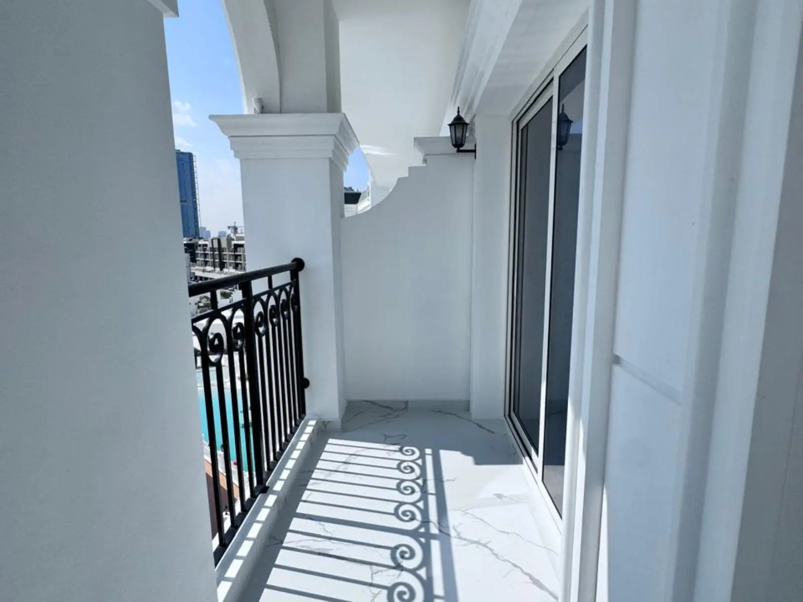 91801-WhatsApp-Image-2025-02-15-at-12.10.25-PM-1 MEILLEURE VUE | VUE COMPLÈTE SUR LA PISCINE ET LE PARC | 1 CHAMBRE | NEUF – Appartement Dubai (4/16)