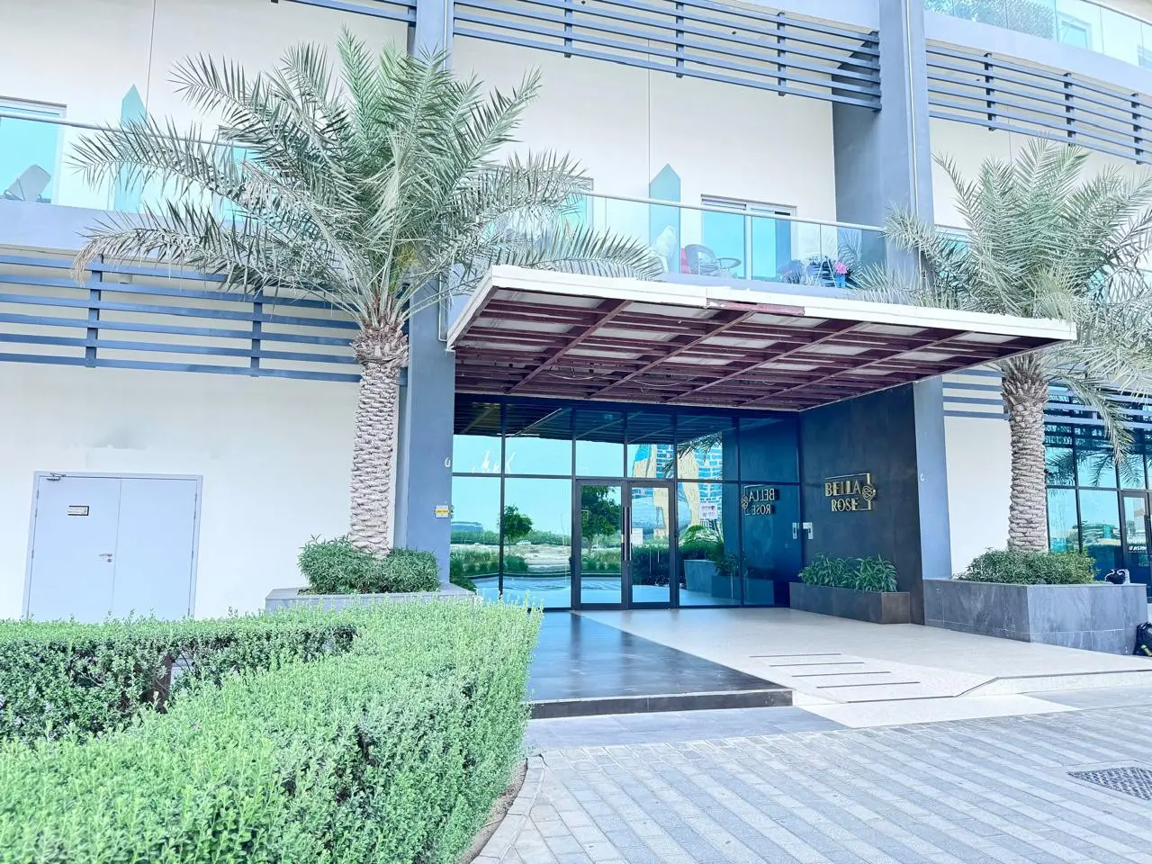 VUE PISCINE | ENTIÈREMENT MEUBLÉ | AGENCEMENT SPACIEUX – Appartement Dubai (14/14)