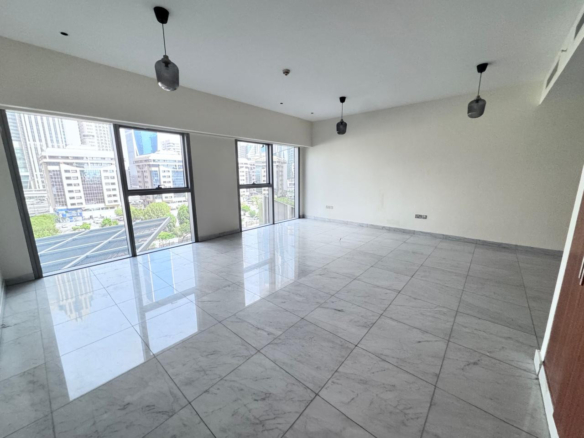 SURFACE LUXUEUSE | VUE SZR | À PIED DU MÉTRO Appartement Dubai 7 - Dubai Immobilier 92641 WhatsApp Image 2025 05 19 at 10.03.44 AM 7 - Immobilier Dubai