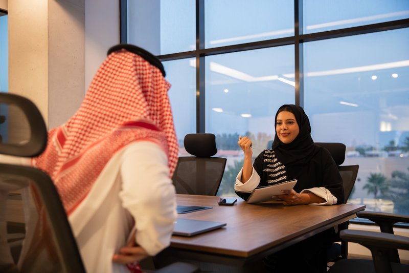 Travailler à Dubaï en 2025 : Les Secteurs qui Recrutent et les Visas de Travail 5 - Dubai Immobilier couverture article dubai 20 63e6c6aa9a12d0d35080cc6fabe1a709 800 - Immobilier Dubai