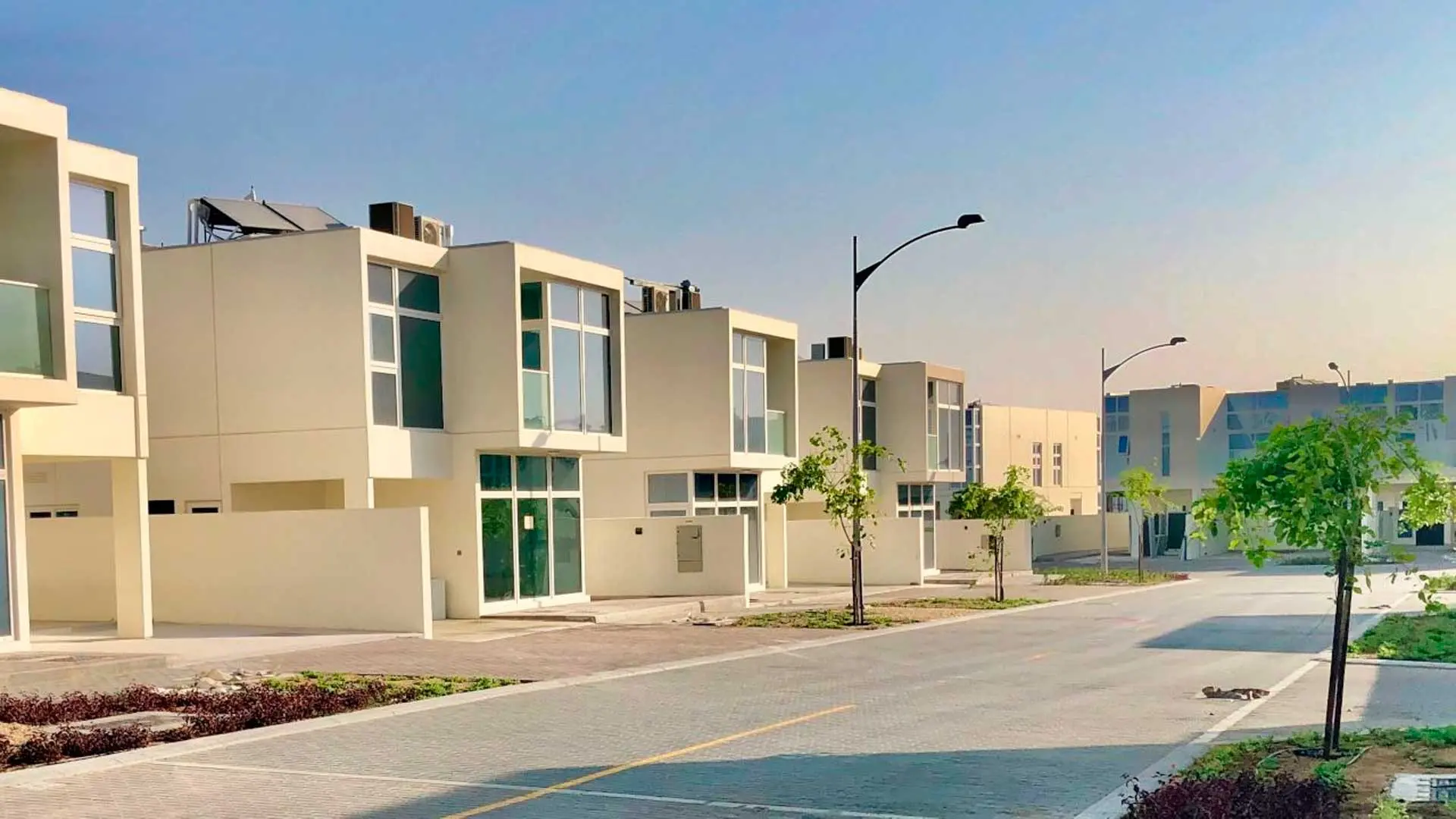 VASTE VILLA DE 3 CHAMBRES | LOUÉE | PROCHE DU PARC – Villa Dubai (1/11)