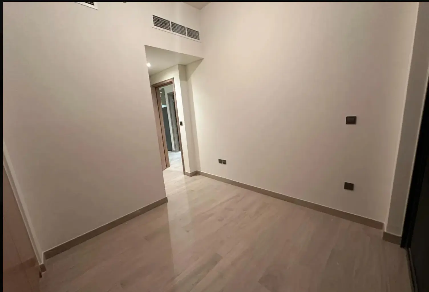 Premium - Meublé - Loué – Appartement Dubai (8/18)