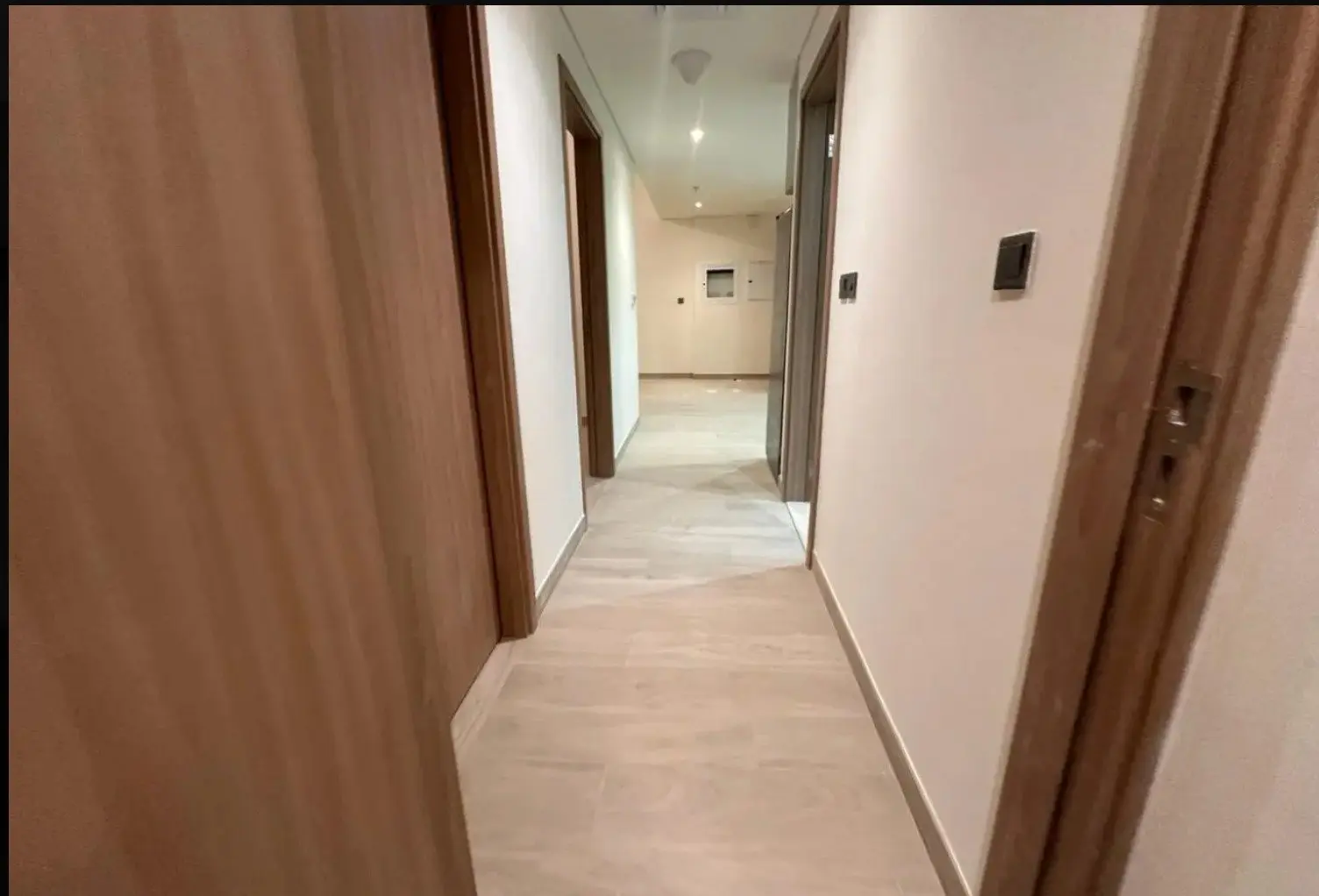 Premium - Meublé - Loué – Appartement Dubai (11/18)