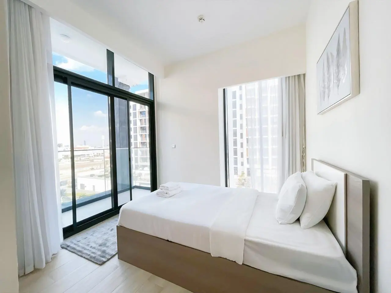 93813-WhatsApp-Image-2025-06-04-at-17.06.06 APPARTEMENT D'ANGLE MEUBLÉ | VUE PISCINE | SANS FRAIS DE CLIMATISATION – Appartement Dubai (9/21)