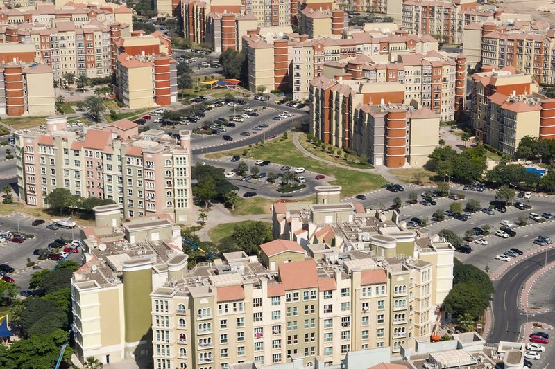 Où Investir ? 10 Quartiers de Dubaï Offrant les Meilleurs Rendements Locatifs en 2025 6 - Dubai Immobilier discovery gardens