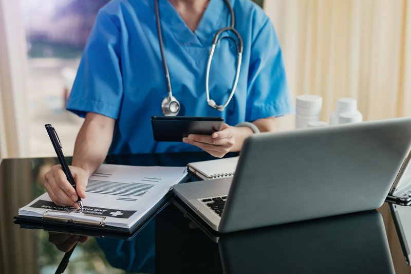 Guide sur le Système de Santé et les Coûts à Dubaï pour les Expatriés 4 - Dubai Immobilier couverture article dubai 3 2dc1e9670044c689aaf0ab41d12efe79 800 - Immobilier Dubai