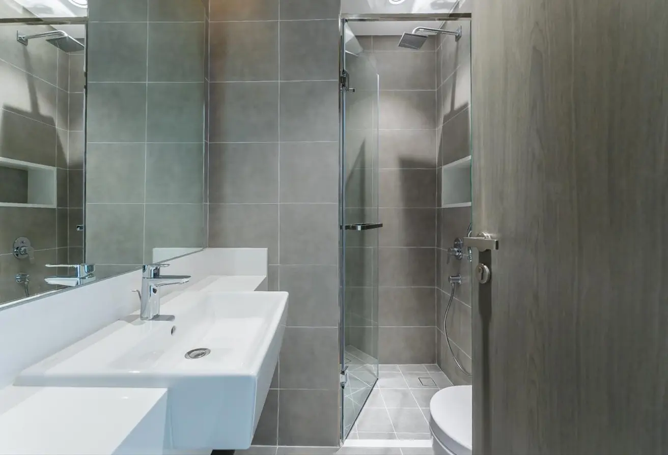 94832-14200763-7b689o