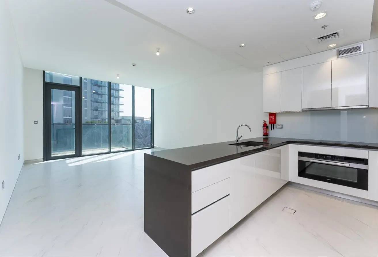 94835-14200763-90eb3o