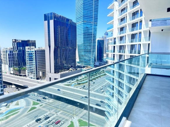 NEUF | SPACIEUX | CENTRE D’AFFAIRES Appartement Dubai 7 - Dubai Immobilier 96161 WhatsApp Image 2025 04 09 at 11.48.29 AM 6 - Immobilier Dubai