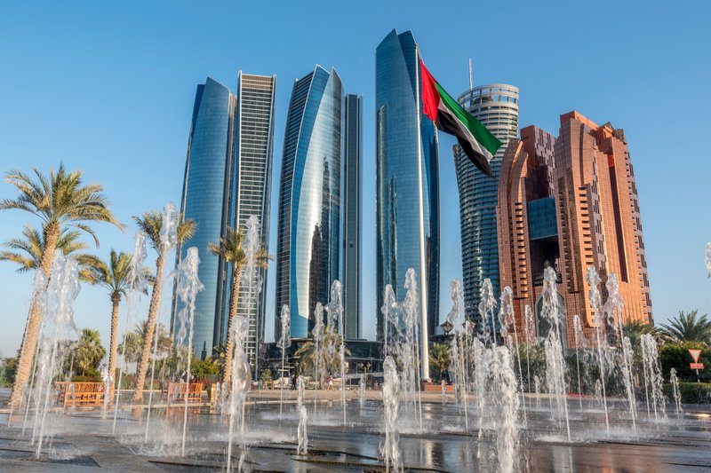 Dubaï ou Abu Dhabi : Quel Émirat Choisir pour S’Expatrier en 2025 ? 6 - Dubai Immobilier abu dhabi 2 3e74ebfc13c0165a65e64a955bdae8e4 800 - Immobilier Dubai