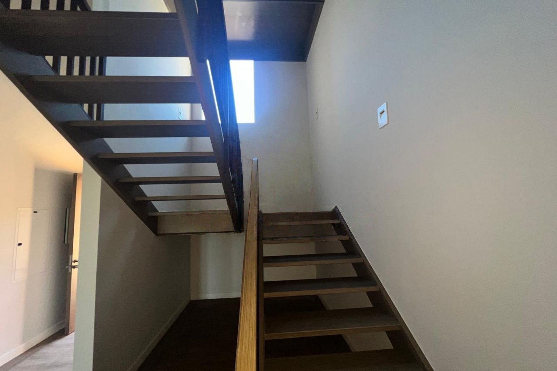 97392-aeZV0L1YAZ5EyTPUciltqG13rmKD8UFOzrcNopt5_X-Design