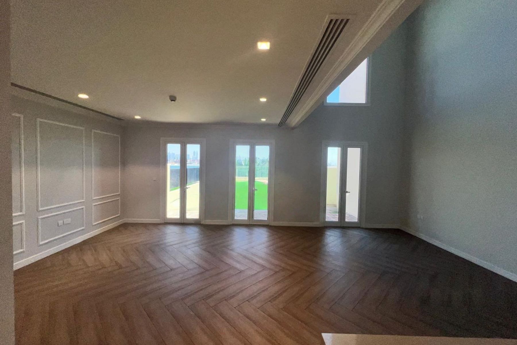 97406-yyg7ypWphYUcZ80h1ws3tr9oPGyoZCKjb9vAhTBt_X-Design