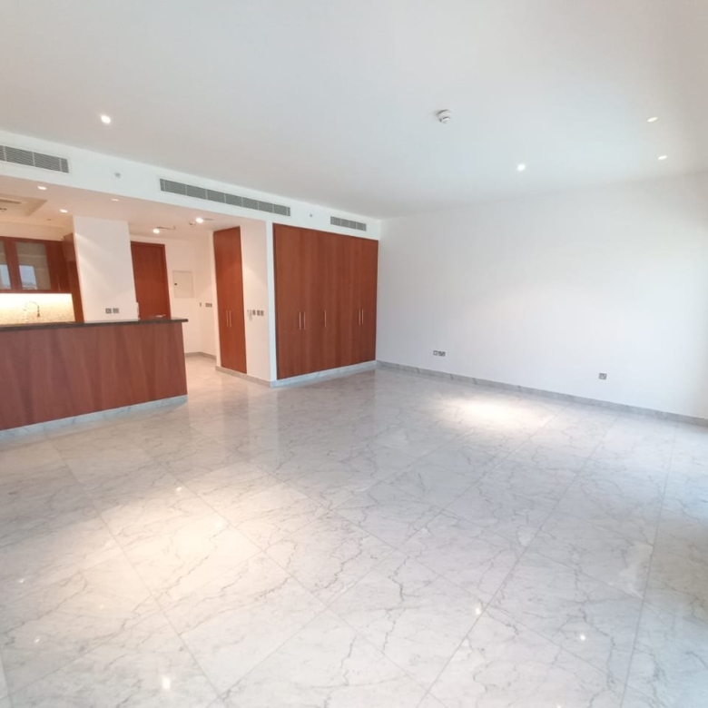 OFFRE EXCEPTIONNELLE | PLUS GRAND QUE LA MOYENNE | IDÉAL POUR LES PROFESSIONNELS Appartement Dubai 8 - Dubai Immobilier 100765 WhatsApp Image 2025 09 11 at 17.47.37 - Immobilier Dubai