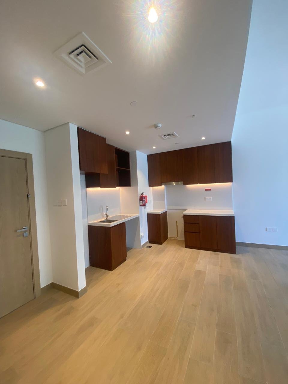 99533-WhatsApp-Image-2025-09-03-at-17.53.52