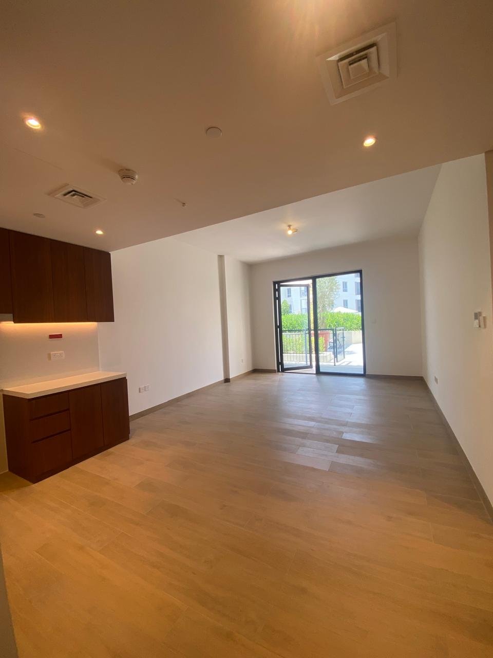 99536-WhatsApp-Image-2025-09-03-at-17.53.53