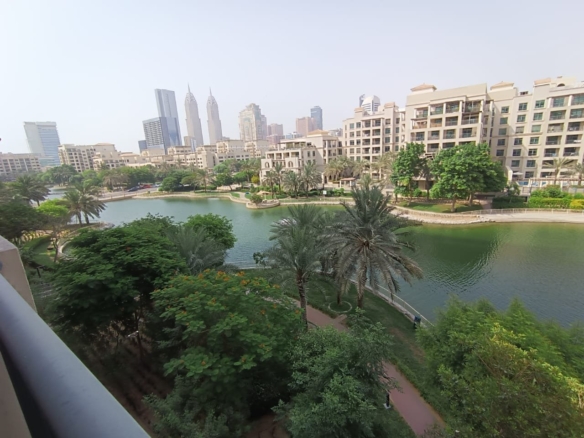 STUDIO ÉLÉGANT | VACANT | NON MEUBLÉ | COMMUNAUTÉ DE GREENS Appartement 6 - Dubai Immobilier 99681 WhatsApp Image 2025 09 01 at 14.06.59 1 - Immobilier Dubai