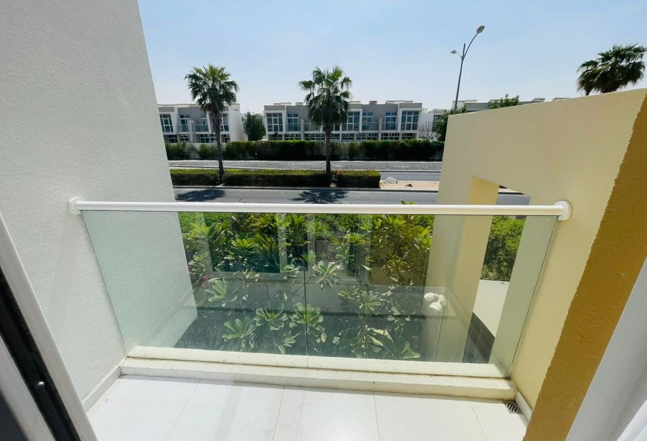 103422-70d50bca-3e9e-4cde-a9fb-0c92e24b05a9