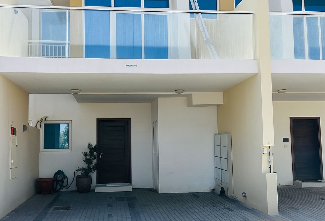 103423-81372770-5165-4b76-982b-ff83ce83a239