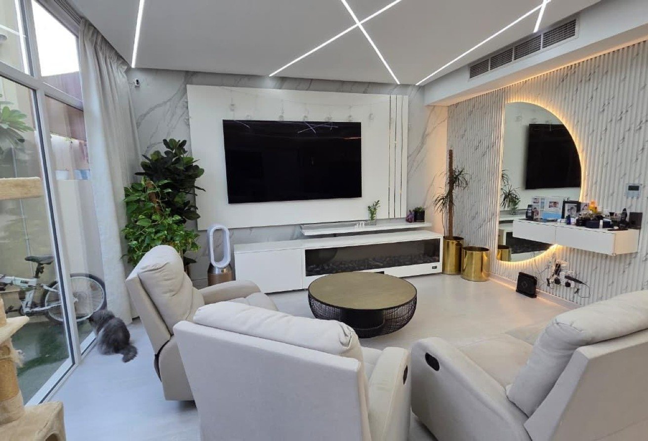 103427-c523b941-926e-4192-b510-76e0db275fe2