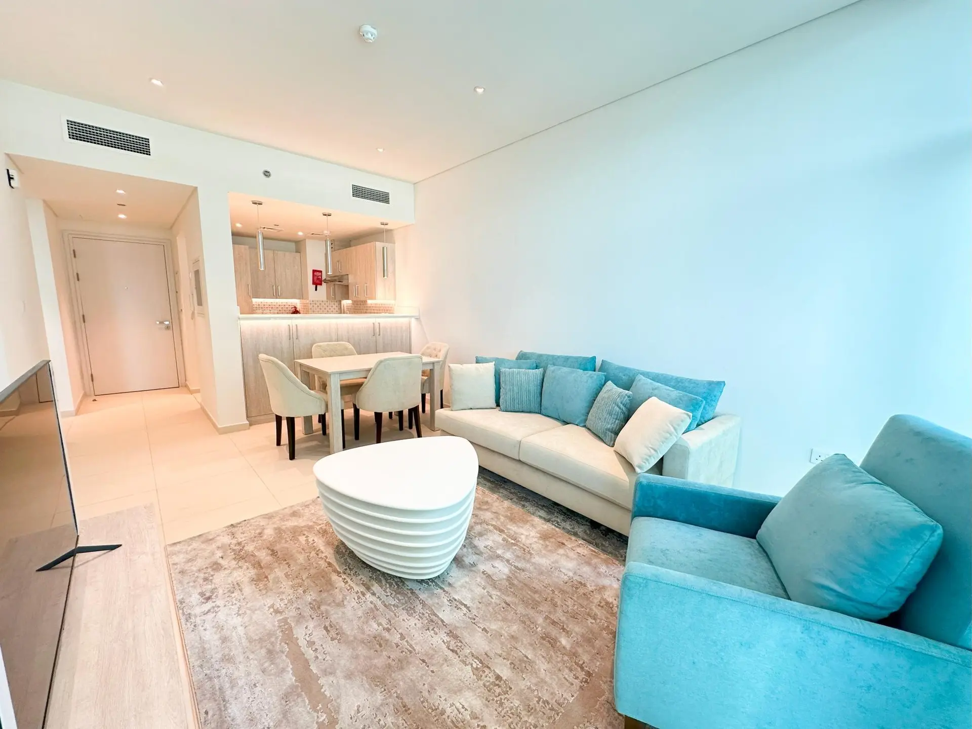 VUE SUR LA MER & ACCÈS À LA PLAGE | 2 CHAMBRES MEUBLÉES | BAR OUVERT SUR LE TOIT – Appartement Dubai (4/18)