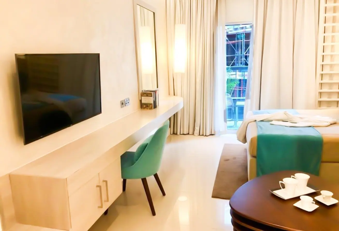 STUDIO ENTIÈREMENT MEUBLÉ | ÉTAGE ÉLEVÉ | VUE SUR LE GOLF – Appartement Dubai (3/9)