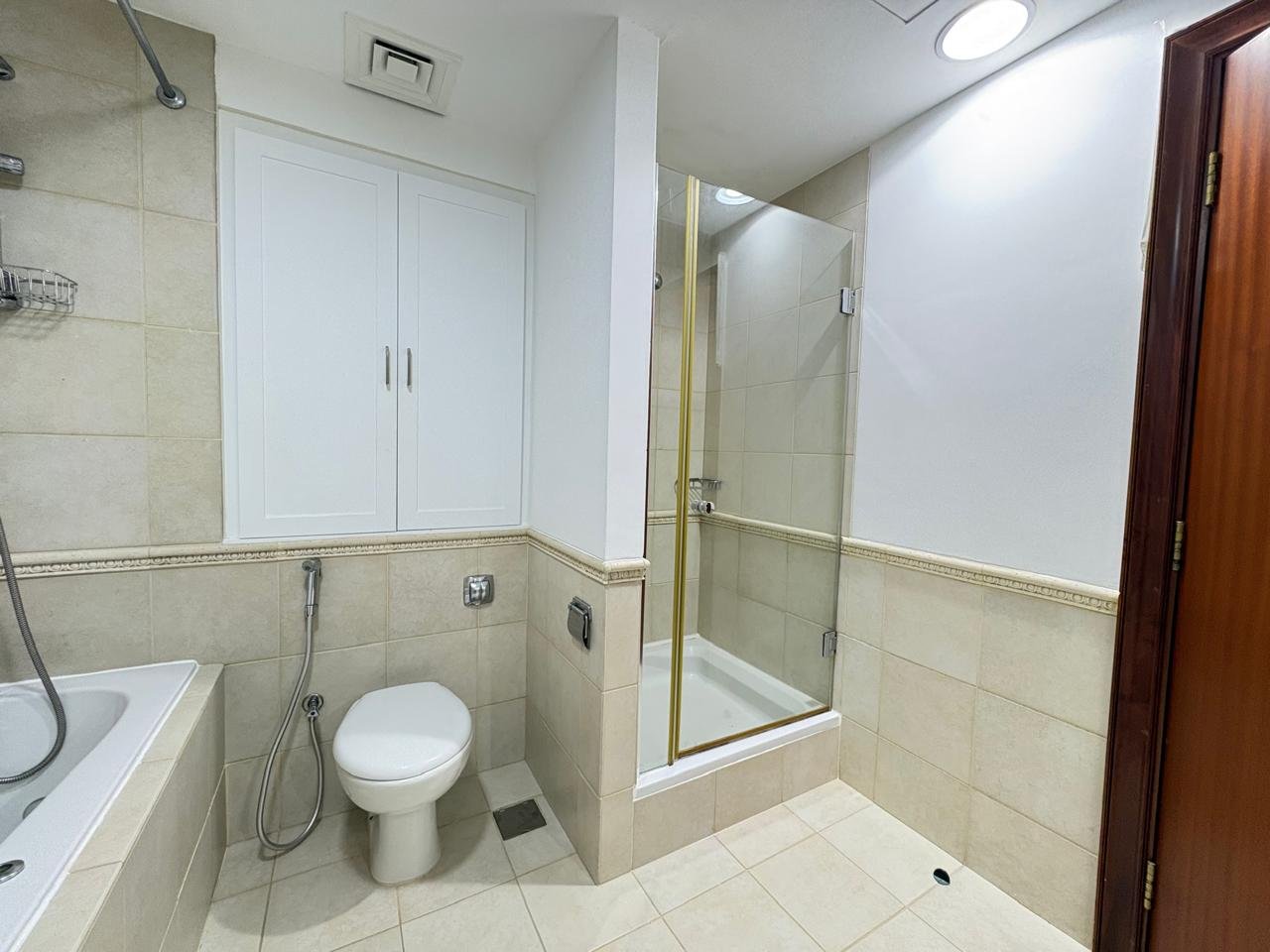 108917-WhatsApp-Image-2025-11-13-at-9.28.57-AM