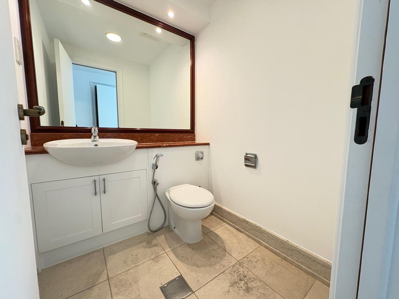 108926-WhatsApp-Image-2025-11-13-at-9.29.21-AM