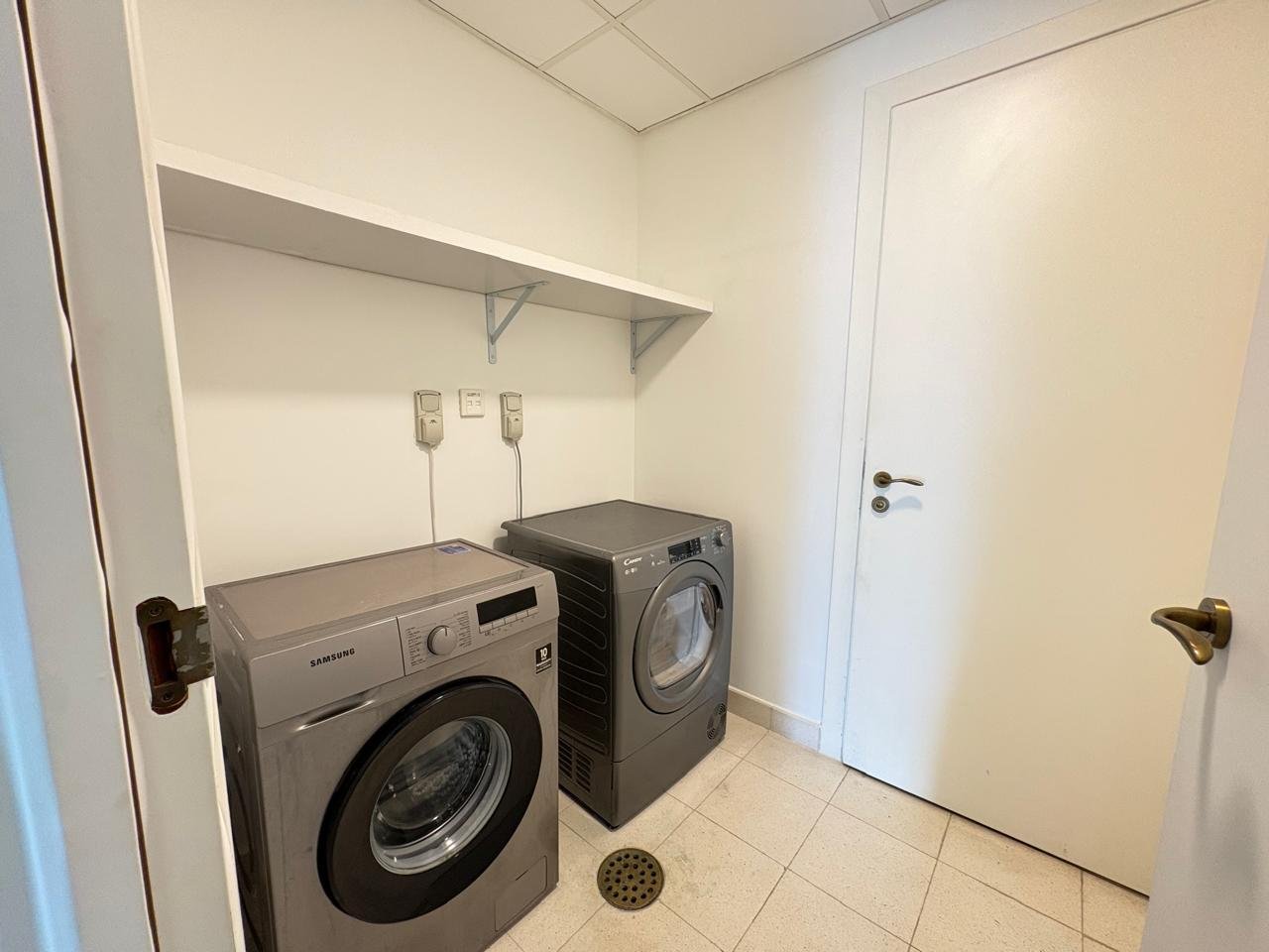 108927-WhatsApp-Image-2025-11-13-at-9.29.23-AM