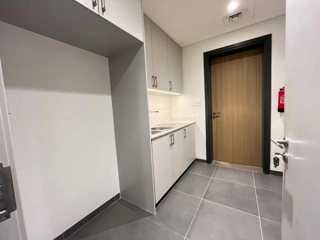 SPACIEUX 4 CHAMBRES + CHAMBRE DE MAID | NEUF | LIBRE | REMIS – Villa Dubai (6/25)
