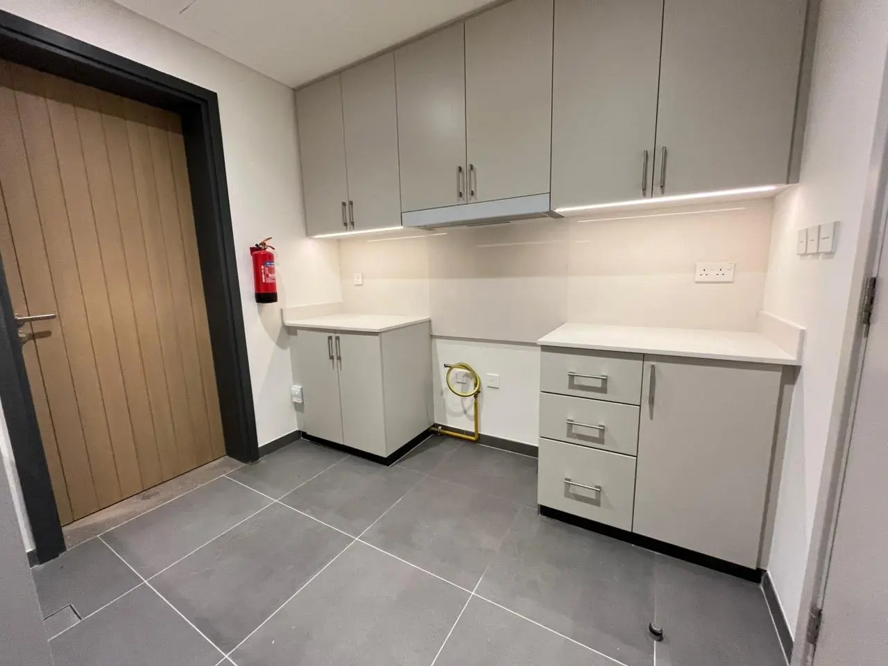 SPACIEUX 4 CHAMBRES + CHAMBRE DE MAID | NEUF | LIBRE | REMIS – Villa Dubai (7/25)